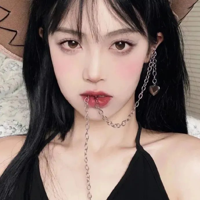 南希·德鲁和隐藏的楼梯